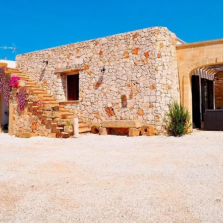 Con Giardino E Piscina Privata 45 Villa *