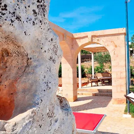 Con Giardino E Piscina Privata 45 *