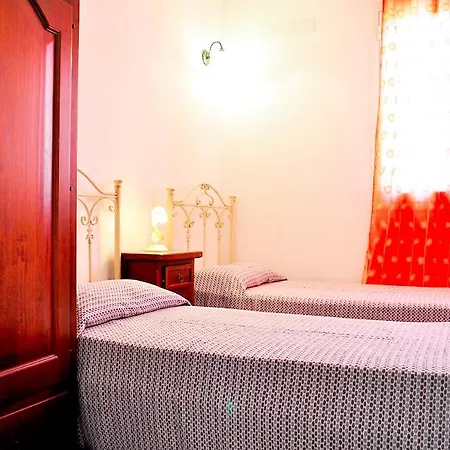 Vila Con Giardino E Piscina Privata 45 Marina Di Pescoluse