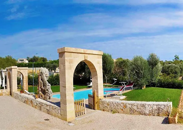 Con Giardino E Piscina Privata 45 ヴィラ